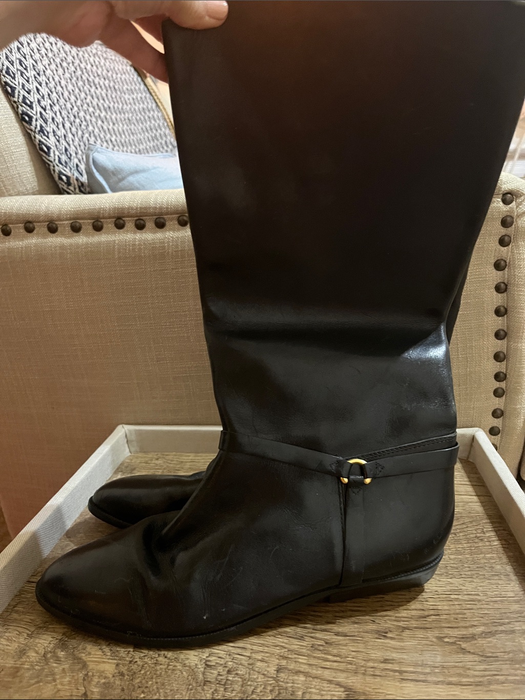 Vintage Women's Black Knee-High Heeled Boots With Subtle Buckle Accent